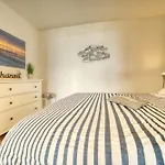 - Haus A, App 0a0401