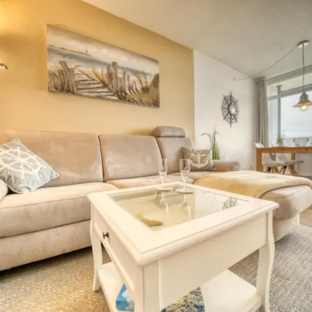- Haus A, App 0a0401 *